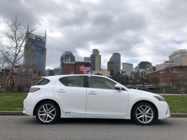 2014 Lexus CT 200h Hybrid - Image 4